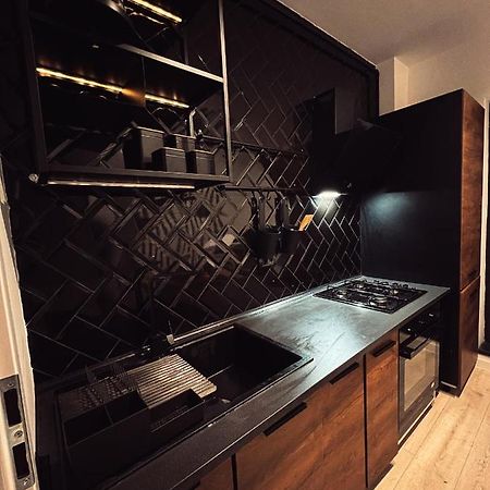 Larimar Apartment Букурещ Екстериор снимка
